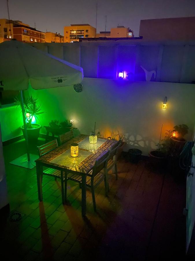 Apartamento Centro Historico Materno Infantil Hospital Civil Malaga Bagian luar foto