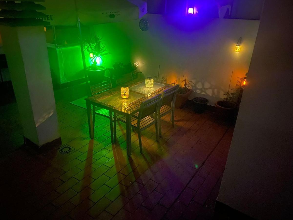 Apartamento Centro Historico Materno Infantil Hospital Civil Malaga Bagian luar foto