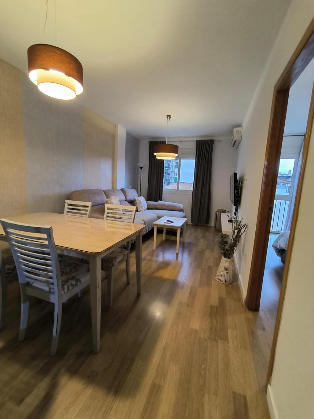 Apartamento Centro Historico Materno Infantil Hospital Civil Malaga Bagian luar foto